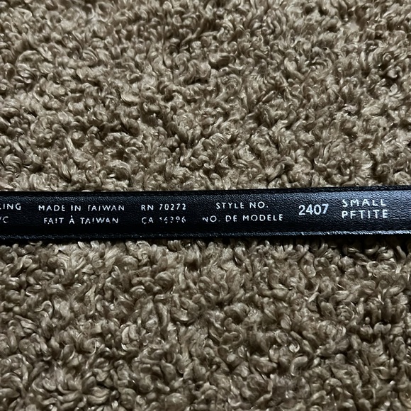 Vintage Liz Claiborne Genuine Leather Patent Belt - Picture 5 of 5